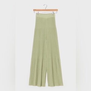 Misha and Puff Accordion Entrechat Pant in Limestone